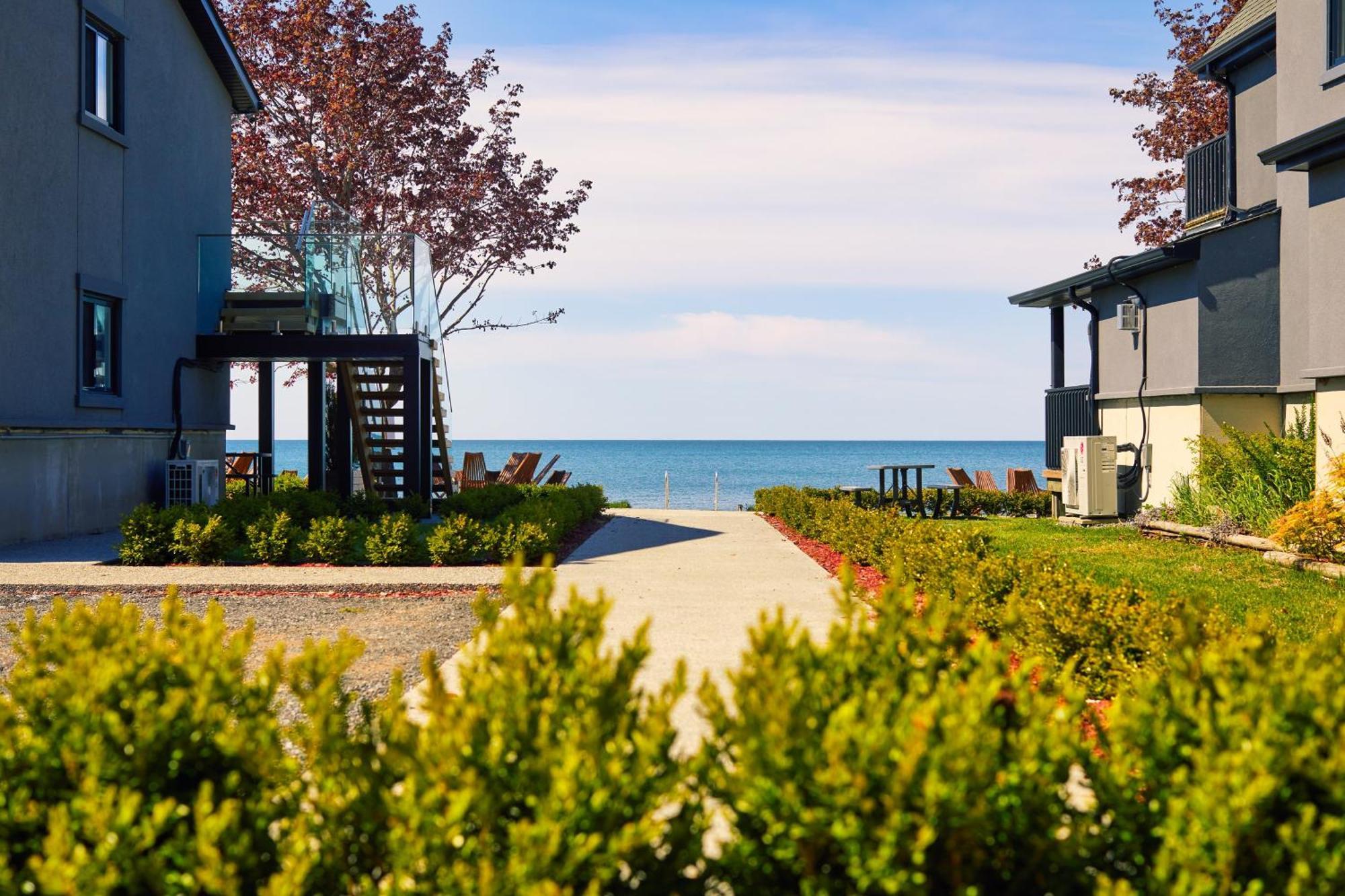 The Long Beach Resort - Beachfront Cottages & Townhouse Suites Wainfleet Exteriér fotografie